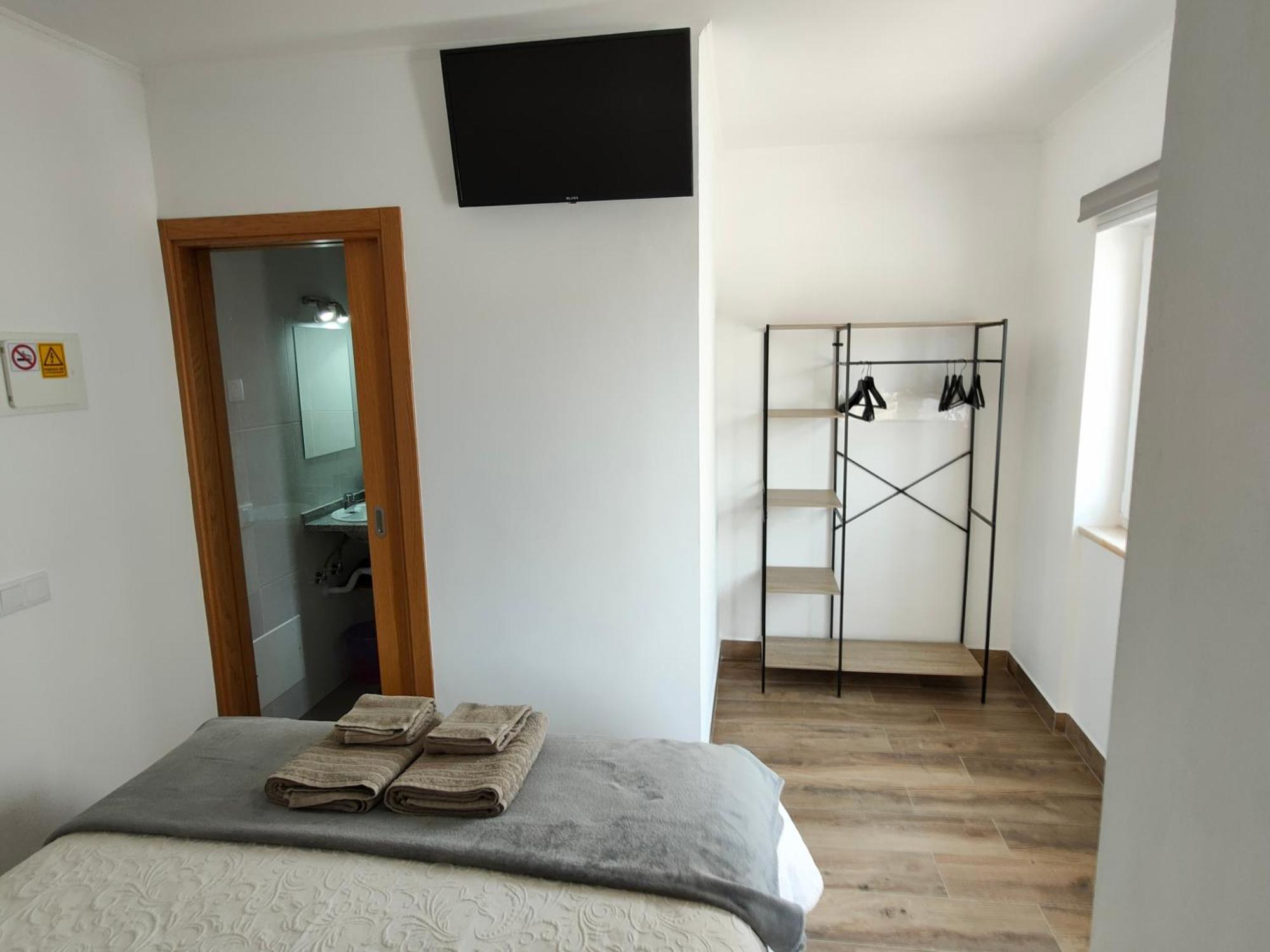 Casa Da Avo - City Center - Private Bedrooms Lagos Oda fotoğraf